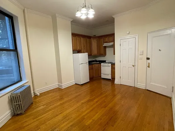 155 Garfield Place image 1 of 7
