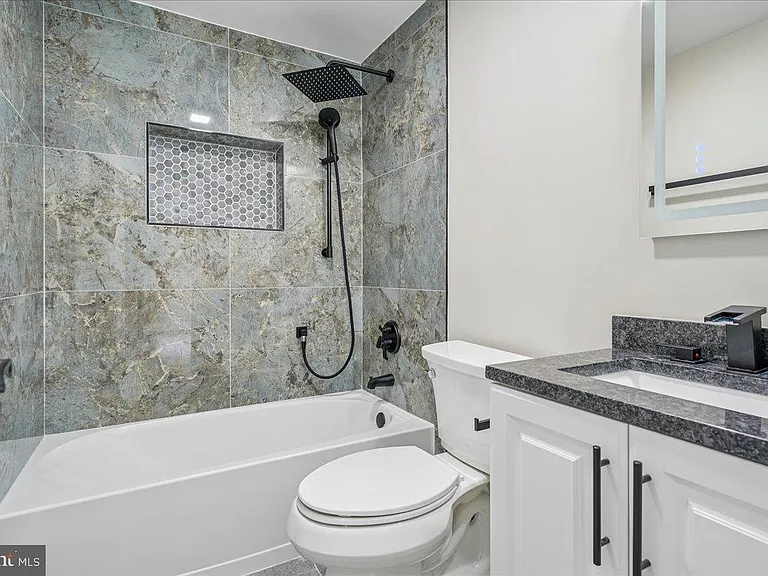 1315 Danberry Dr — Photo 12