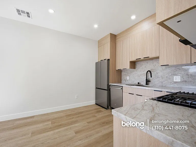 7949 Atoll Ave — Photo 13
