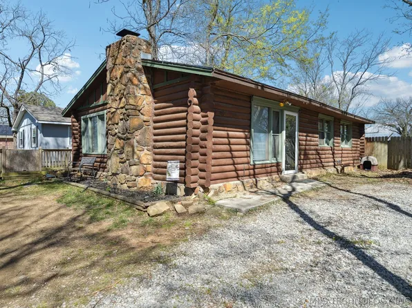 606 S Perdue Ave, Claremore, OK 74017