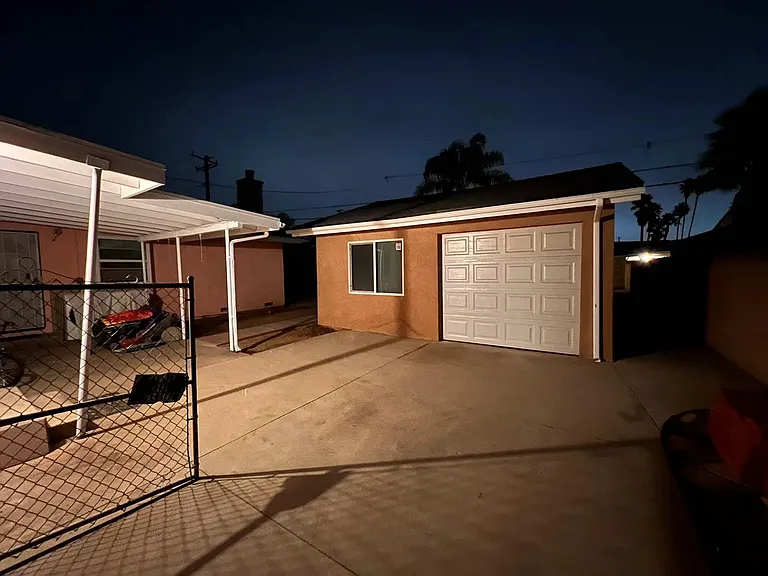 7895 Lion St — Photo 23