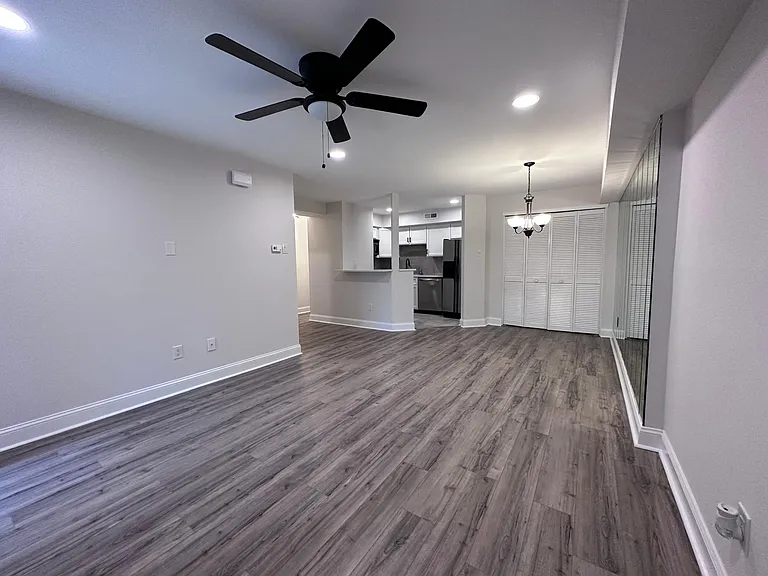 4022 Wyncoop Ct — Photo 2