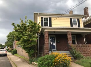 594 Celeron St, Pittsburgh, PA 15221