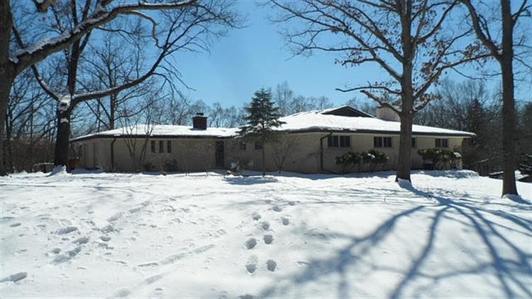 1st image of 21407 W Linden Ln