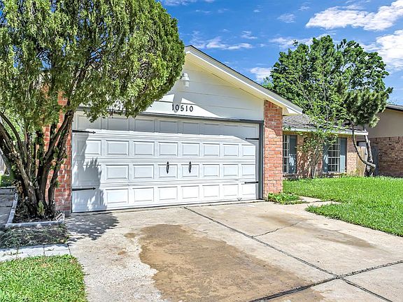 3rd image of 10510 Towneview Dr
