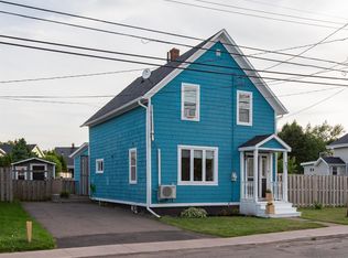 77 Spring Park Rd, Charlottetown, PE C1A 3Y3