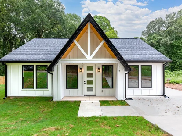 118 Harlem St, Easley, SC 29640