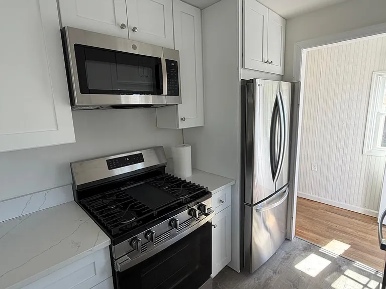Pansy Rd — Photo 1
