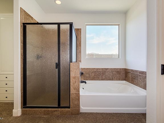 5th image of 1283 E Eucalyptus Ln