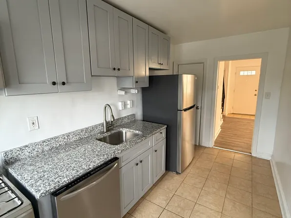 1622 Lochwood Rd, Baltimore, MD 21218