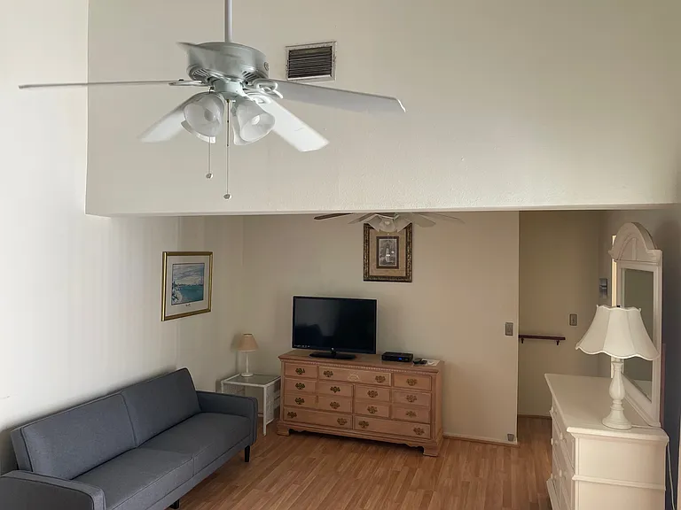 179 Medallion Blvd #179 — Photo 34