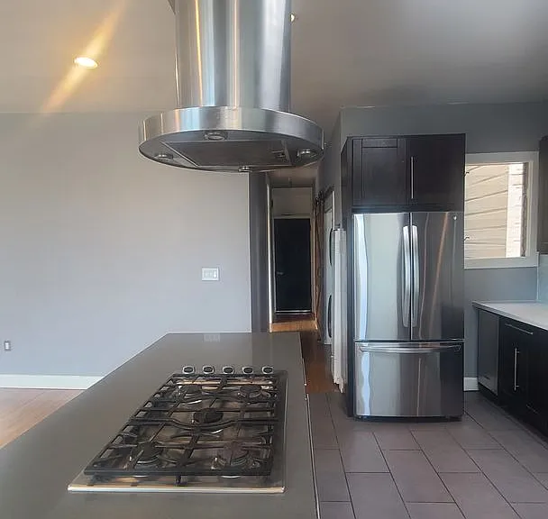 670 Stanyan St #1 — Photo 5
