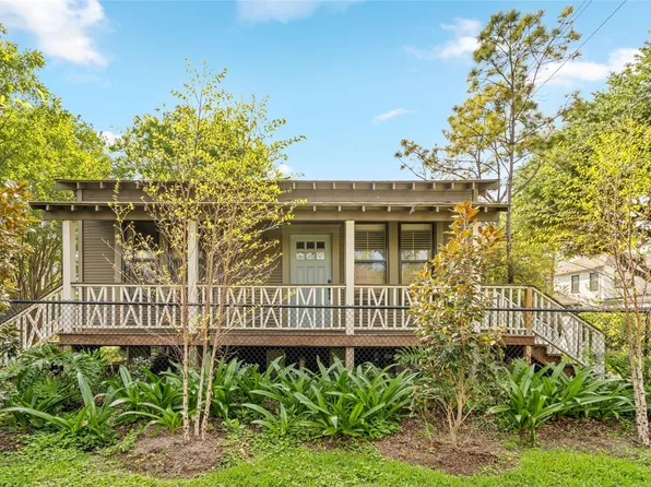 809 Woodrow St, Houston, TX 77006