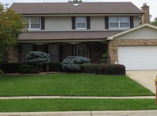 728 Sandpebble Dr, Schaumburg, IL