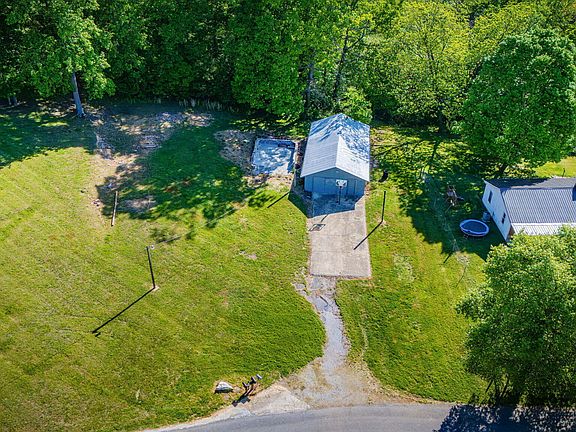 5th image of Woodland Cir
