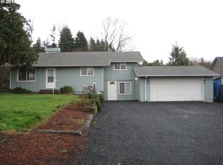 1765 Adams Ave, Cottage Grove, OR 97424