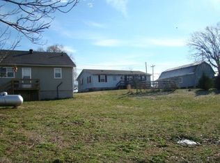 2320 Burgess School Rd, Cookeville, TN 38506