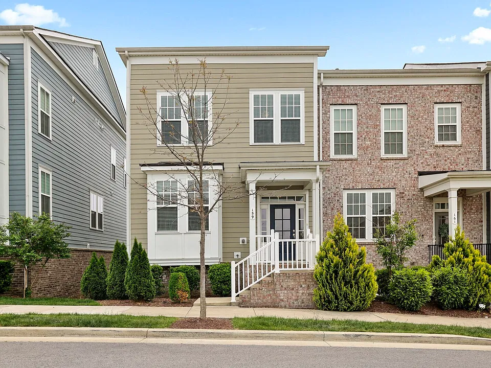 159 Burkitt Commons Ave