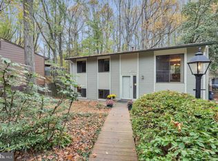 11581 Red Leaf Ct, Reston, VA 20191