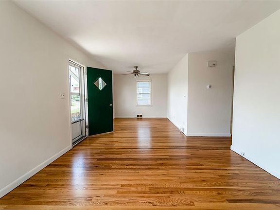 5th image of 759 Dickson St