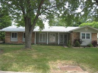 28 Lake Meramec Dr, Saint Peters, MO 63376