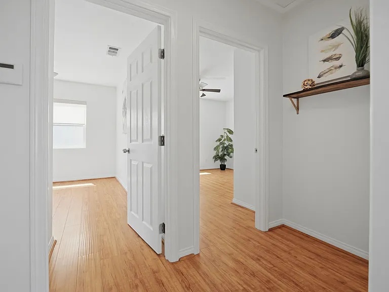 340 N La Fayette Park Pl — Photo 16