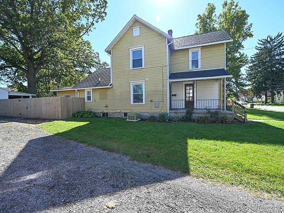 2nd image of 348 Blaine Ave