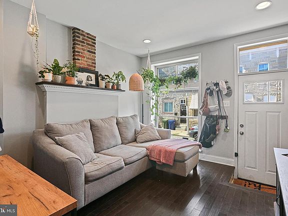 2nd image of 3721 Mount Pleasant Ave