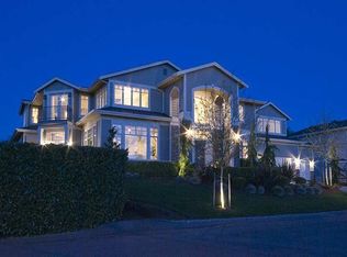 2402 66th Ave SE, Mercer Island, WA 98040