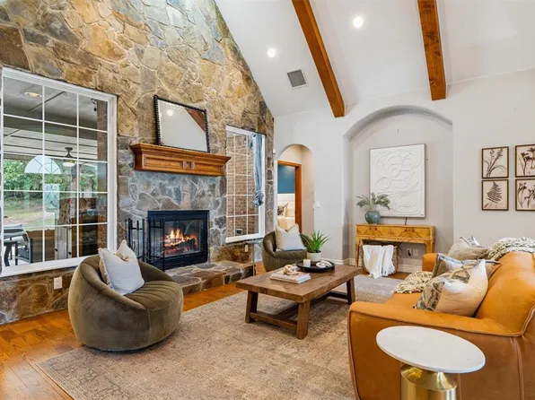 6405 Valley Ridge Dr, Edmond, OK 73034