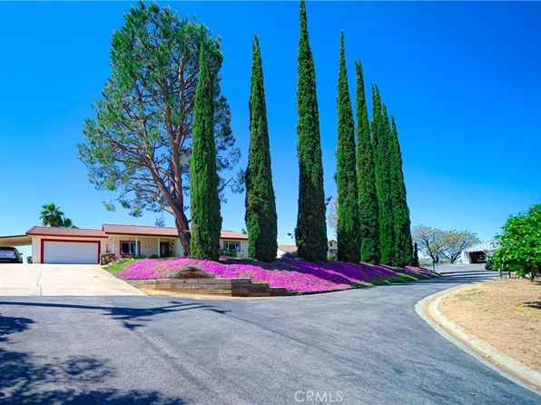 31297 Tennessee Ln, Yucaipa, CA 92399