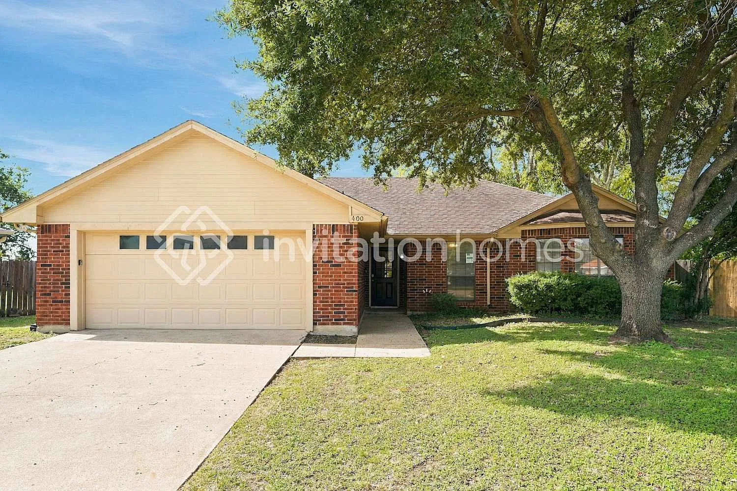 400 Partridge Cir Desoto, TX 75115 — Photo 1