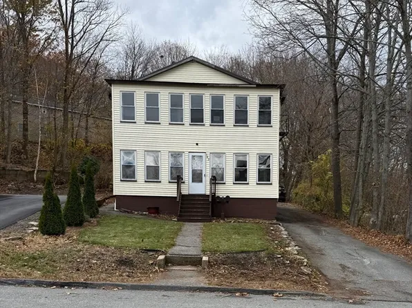 143 Greenwood St, Gardner, MA 01440