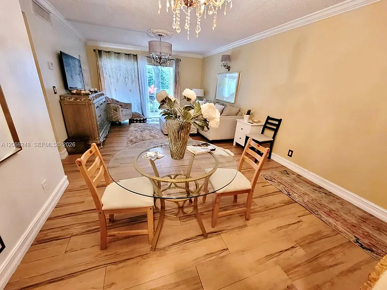 610 NW 13th St #11 — Photo 13