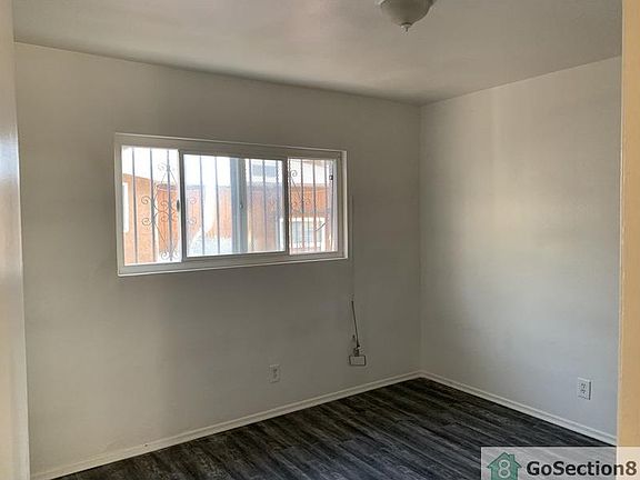 3rd image of 3540 Blanchard St