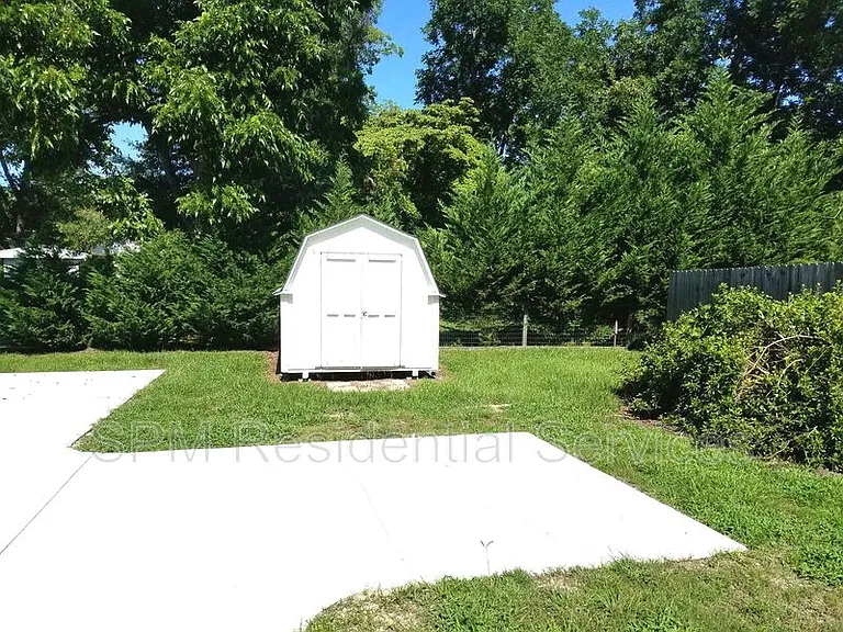 4905 Maple Ave — Photo 19