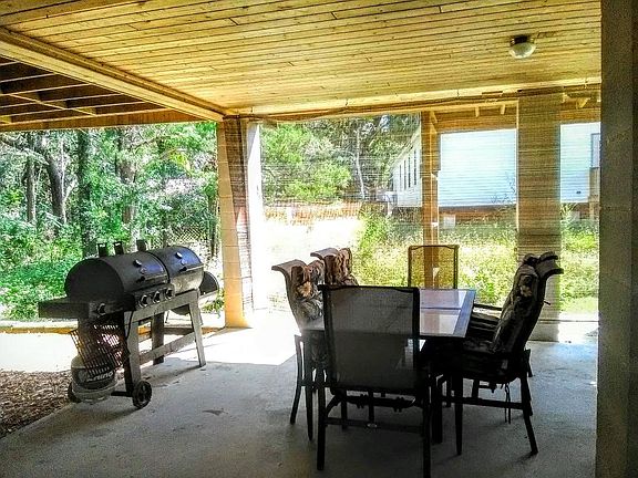 Recreation space below home