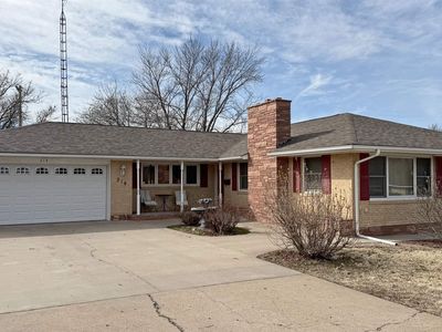 214 E 20th St, Hays, KS, 67601