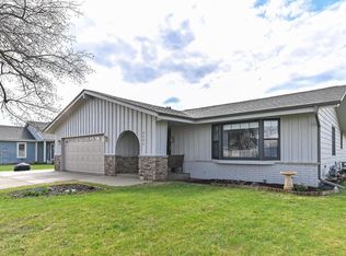 3301 W Bridge St, Greenfield, WI 53221