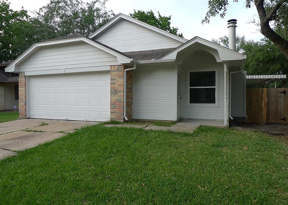 1st image of 14102 Blue Falls Dr