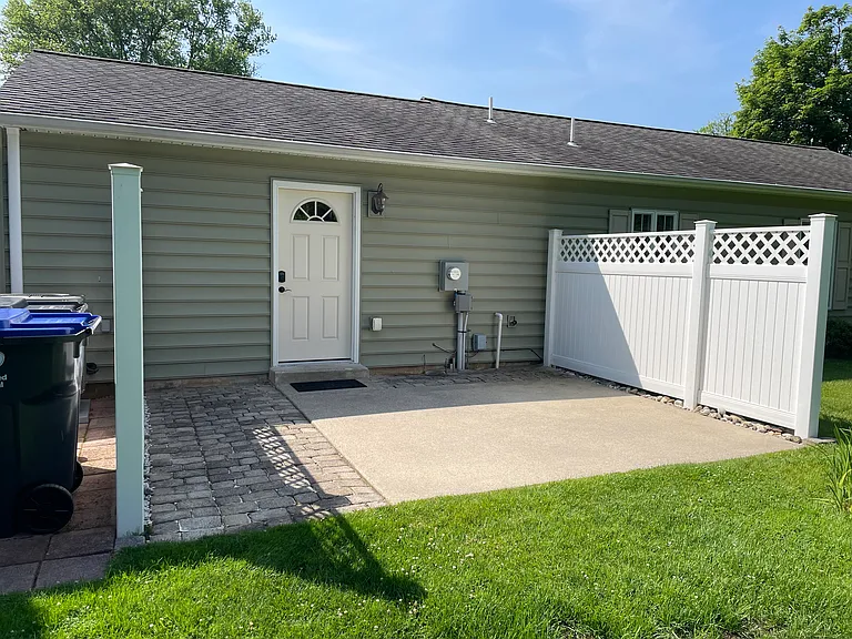 111 Maple Ln — Photo 16