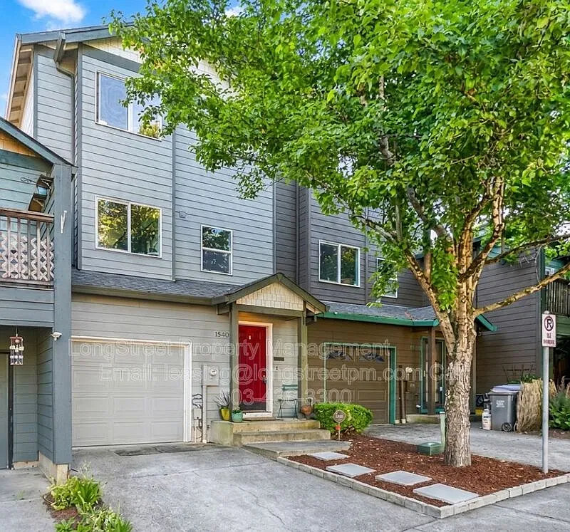 3 bed, 2.5 bath, 1455 sqft, $2,495 — Photo 1