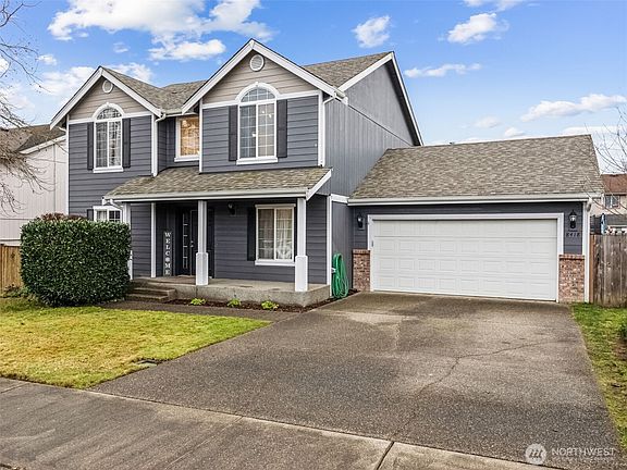2nd image of 8418 203rd Street Ct E