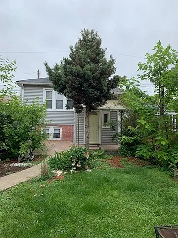 6138 W Barry Ave photo 1