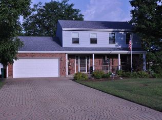 14N146 Gunpowder Ln, Elgin, IL 60124