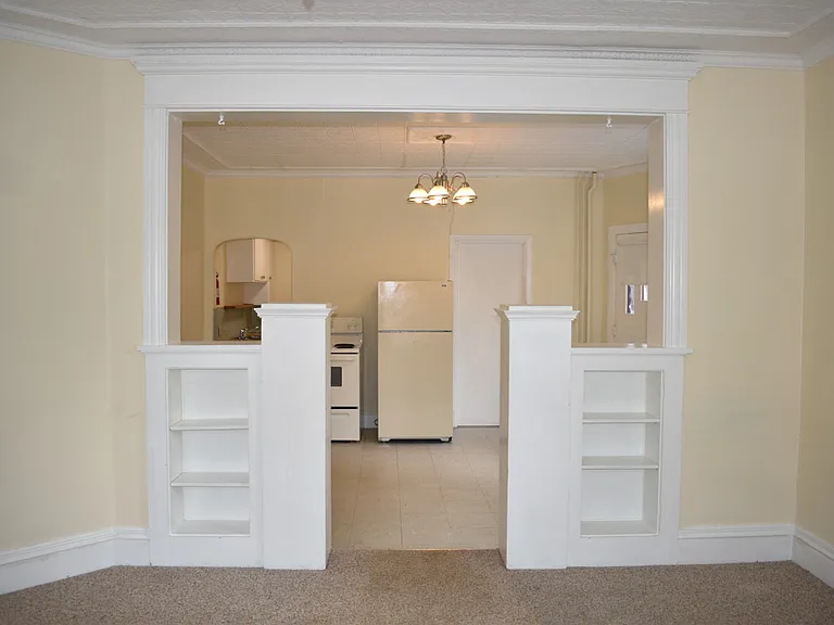 52 Howe St #1 — Photo 5