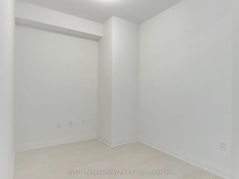 10 Gibbs Rd #1006 — Photo 21