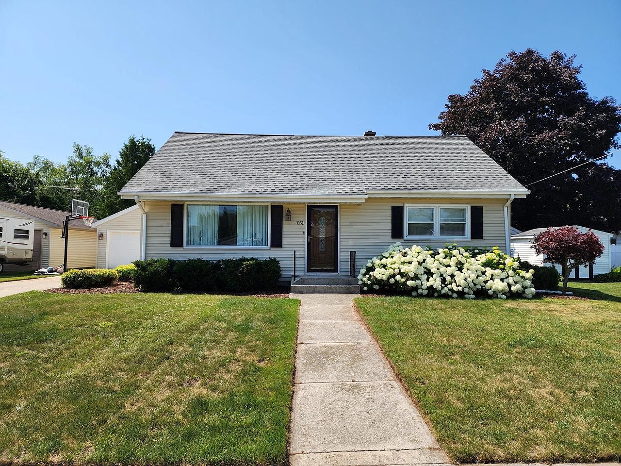 851 Park AVENUE, Oostburg, WI 53070 Zillow