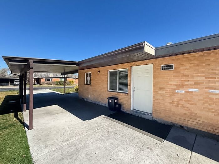 1st image of 2753 W 3835 S