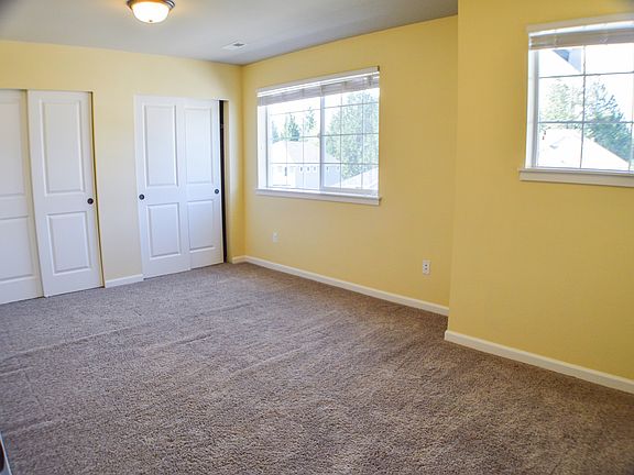 4th image of 17924 120th Street Ct E